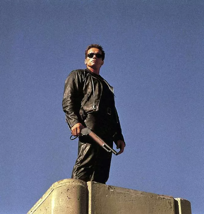 Arnold Schwarzenegger (The Terminator)