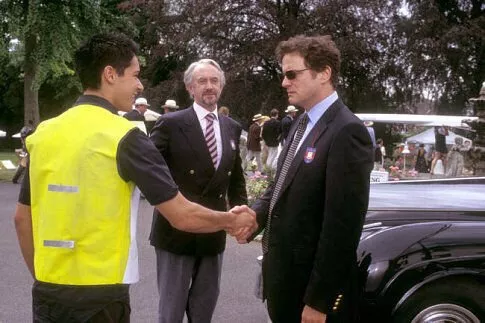 Colin Firth (Henry Dashwood), Jonathan Pryce (Alistair Payne), Oliver James (Ian Wallace) zdroj: imdb.com