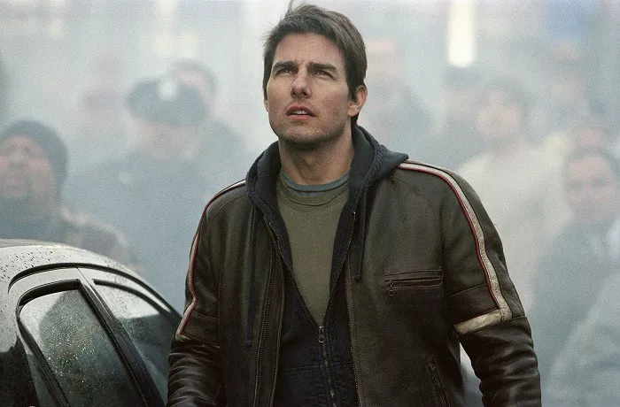 Tom Cruise (Ray Ferrier) Photo © 2005 Paramount Pictures, DreamWorks