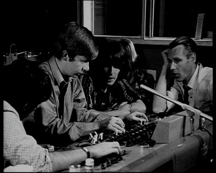 George Harrison, George Martin, The Beatles zdroj: imdb.com