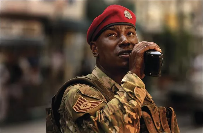 Tyrese Gibson (USAF Tech Sergeant Epps) Photo © DreamWorks Pictures & Paramount Pictures