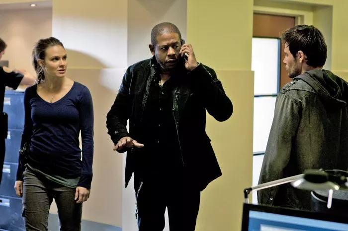 Forest Whitaker (Sam Cooper), Beau Garrett (Gina LaSalle), Matt Ryan (Mick Rawson) zdroj: imdb.com