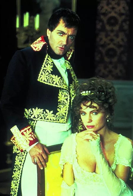 Armand Assante (Napoleon Bonaparte), Jacqueline Bisset (Josephine de Beauharnais)