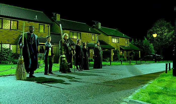 George Harris (Kingsley Shacklebolt), Daniel Radcliffe (Harry Potter), Brendan Gleeson (Alastor ’Mad-Eye’ Moody), Natalia Tena (Nymphadora Tonks)