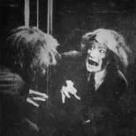 Janušova hlava (1920) - Dr. Warren