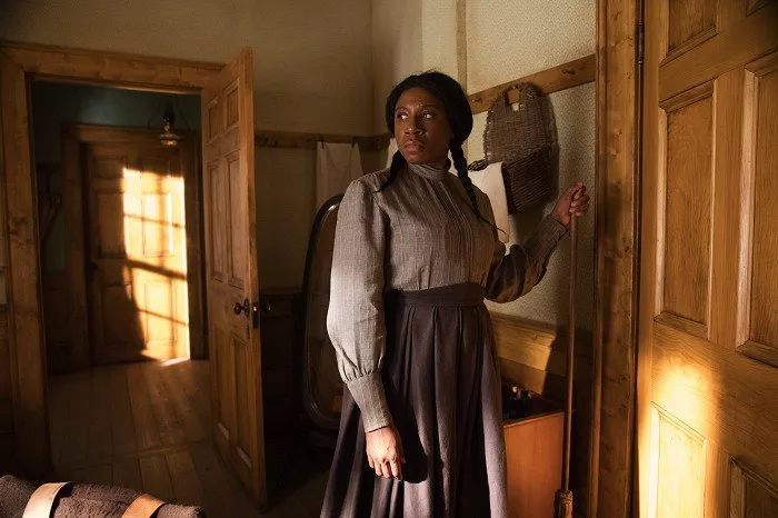 Aisha Hinds (Harriet Tubman)