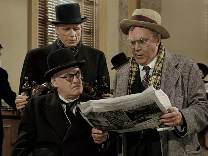 Lionel Barrymore (Mr. Potter), Frank Hagney, Thomas Mitchell (Uncle Billy) zdroj: imdb.com