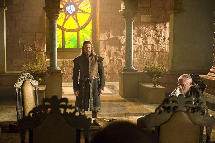 Sean Bean (Eddard ’Ned’ Stark), Julian Glover (Grand Maester Pycelle)