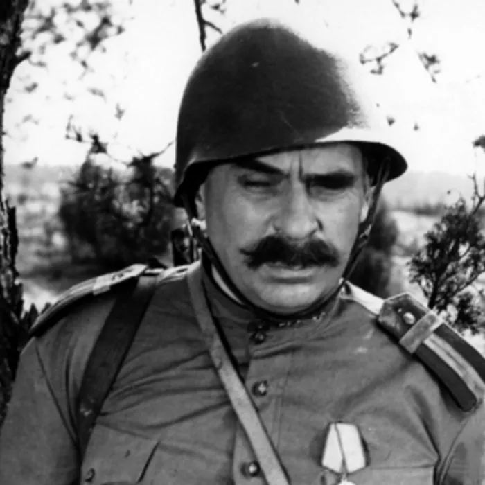 Štyria tankisti a pes (1966) - Sgt. Czernousow