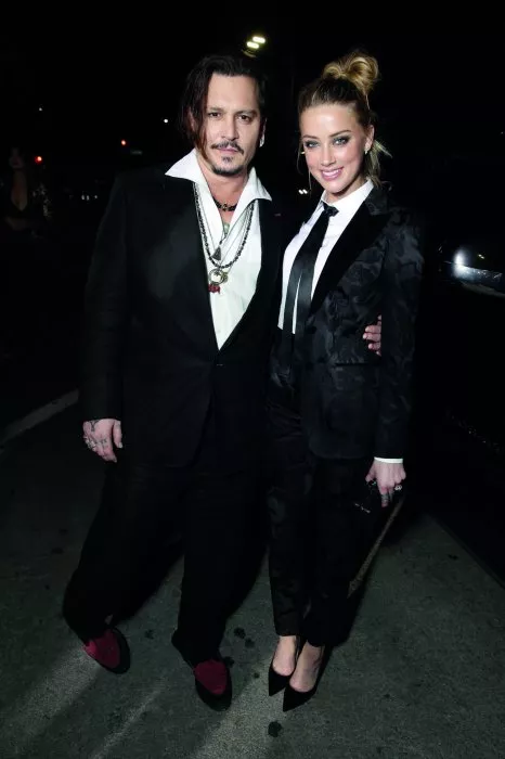 Johnny Depp, Amber Heard (Ulla) zdroj: imdb.com 
promo k filmu