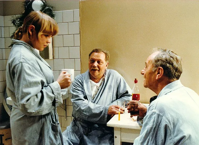 Veronika Jeníková (pacientka Manka), Rudolf Hrušínský (bacilonosič Alois Prepsl), Ľudovít Greššo (pacient Josef Bartůněk)