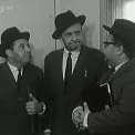 Blázinec ve všech poschodích aneb Dům ve společné péči (1968)