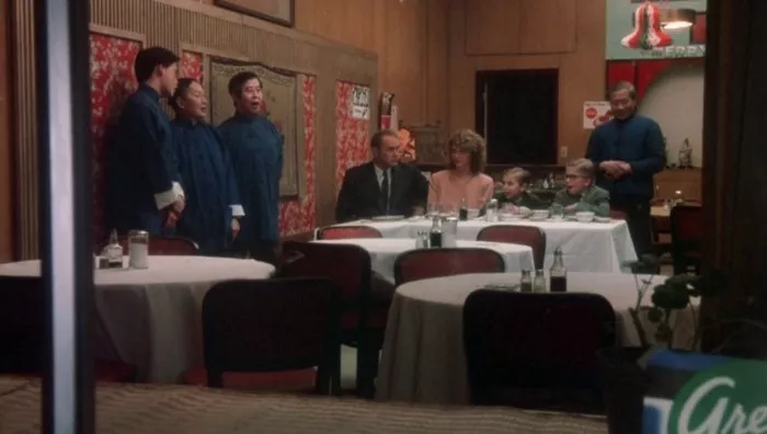 Vianočný príbeh (1983) - Waiter #1