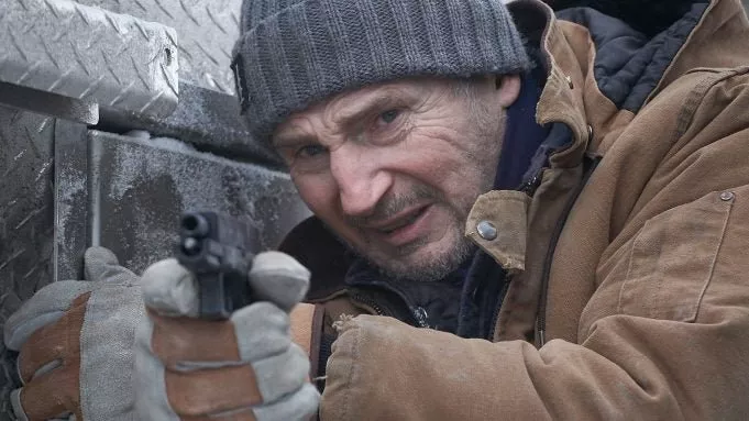 Liam Neeson (Mike McCann) zdroj: imdb.com