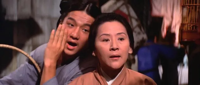 Jackie Chan (Pear Seller Brother Yun), Lai Wang (Wang Ma) zdroj: imdb.com