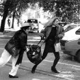 Lepsie byt bohaty a zdravy ako chudobny a chory (1992) - fotografka Nona