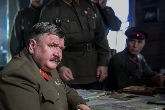 Roman Madyanov (Major General Smirnov) zdroj: imdb.com