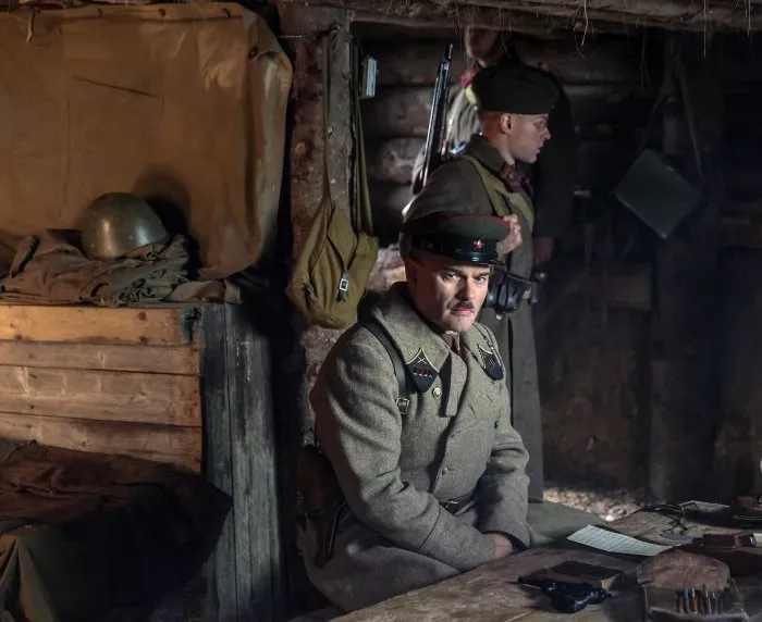 Pavel Stont (Vasilkov), Evgeniy Dyatlov (Colonel Strelbitsky) zdroj: imdb.com