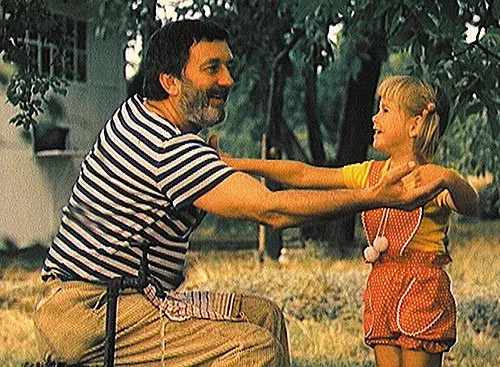 Július Pántik (Grandfather (1982)), Monika Haasová (Bambulka (1982))