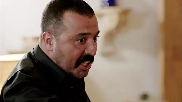 Mustafa Üstündag (Sermet Karayel) zdroj: imdb.com