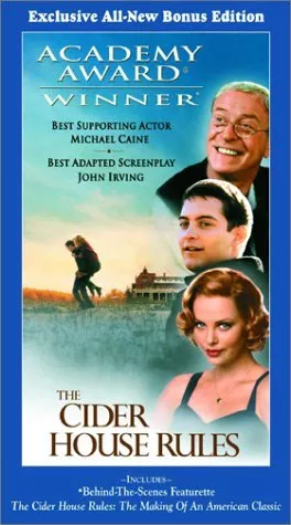 Charlize Theron (Candy Kendall), Michael Caine (Dr. Wilbur Larch), Tobey Maguire (Homer Wells) zdroj: imdb.com