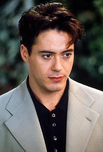 Robert Downey Jr. (Peter Wright) Photo © TriStar Pictures