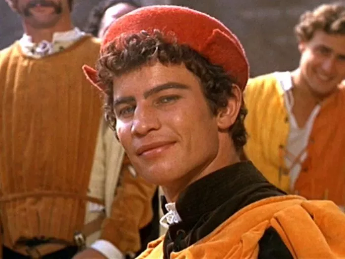 Michael York (Tybalt) zdroj: imdb.com