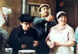 Pol domu bez ženícha (1980) - teta Heda, Aloisova sestra