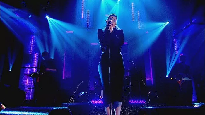 Later with Jools Holland (1992)