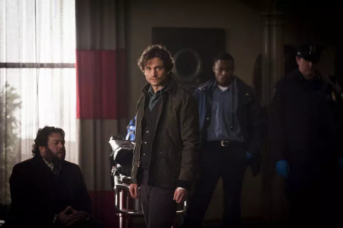 Hugh Dancy (Will Graham) Photo © Sony Pictures Television Networks, NBC / Robert Trachtenberg, Brooke Palmer, Sophie Gir