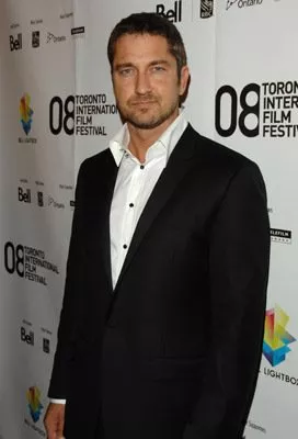 Gerard Butler (One Two) zdroj: imdb.com 
promo k filmu