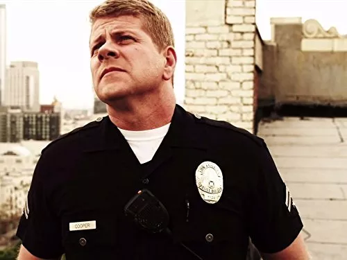 Michael Cudlitz (Officer John Cooper) zdroj: imdb.com