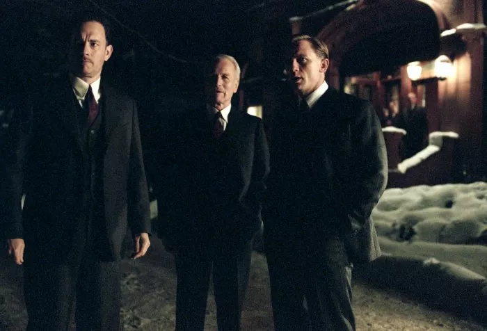 Paul Newman (John Rooney), Tom Hanks (Michael Sullivan), Daniel Craig (Connor Rooney) zdroj: imdb.com