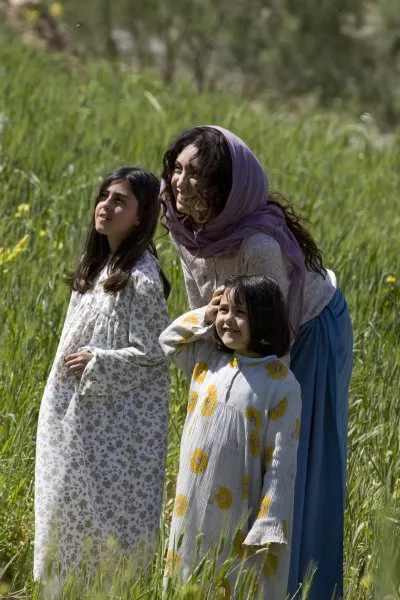 Mozhan Marnò (Soraya M.), Noor Taher (Kataneh) zdroj: imdb.com