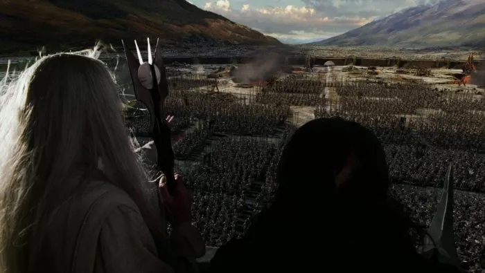 Brad Dourif (Wormtongue), Christopher Lee (Saruman) zdroj: imdb.com