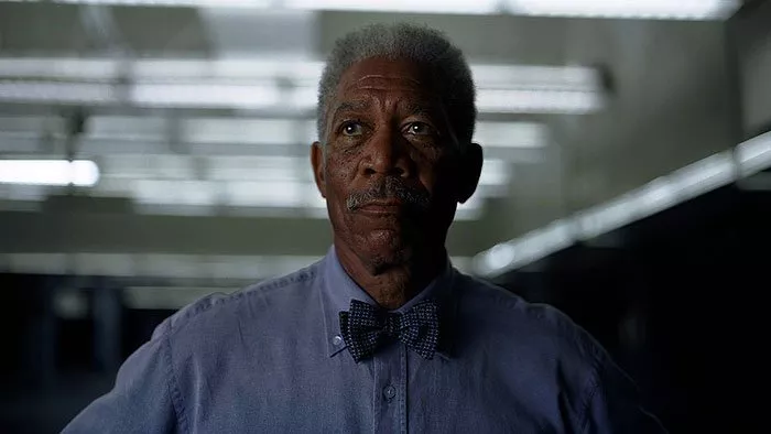 Morgan Freeman (Lucius Fox) Photo © Warner Bros Pictures