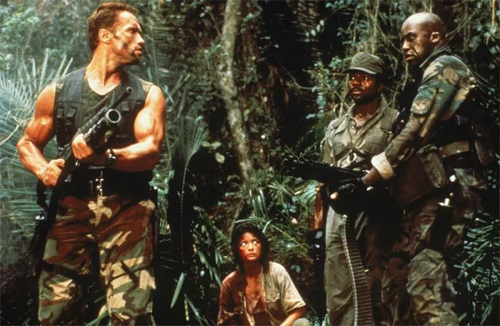 Arnold Schwarzenegger (Dutch), Elpidia Carrillo (Anna), Carl Weathers (Dillon), Bill Duke (Mac)