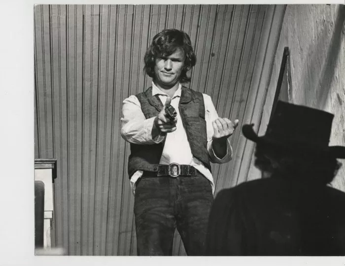 Kris Kristofferson (Billy The Kid), Matt Clark (J.W. Bell) zdroj: imdb.com