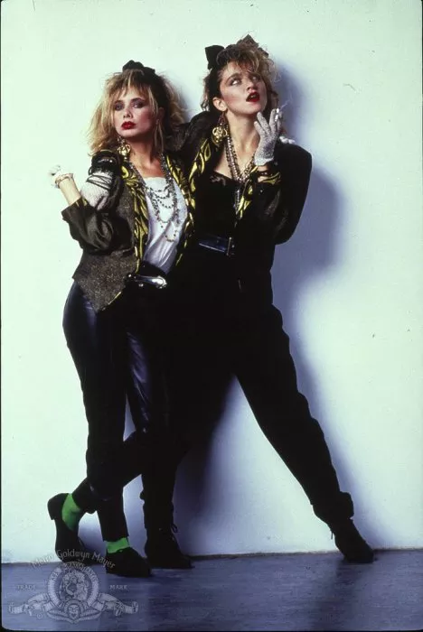 Madonna (Susan), Rosanna Arquette (Roberta Glass) zdroj: imdb.com