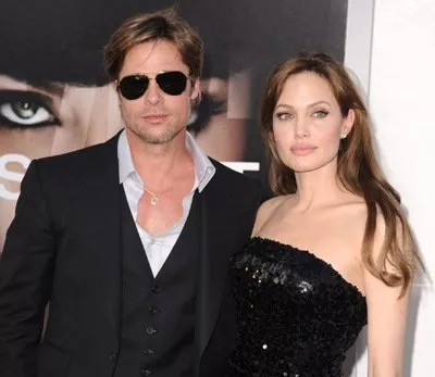 Brad Pitt, Angelina Jolie (Evelyn Salt) zdroj: imdb.com 
promo k filmu