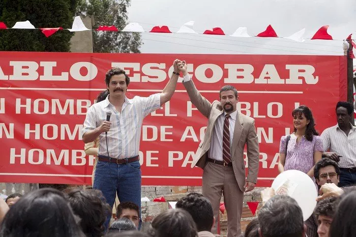 Wagner Moura (Pablo Escobar)