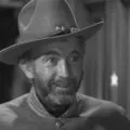 Muž ze západu (1940) - Judge Roy Bean