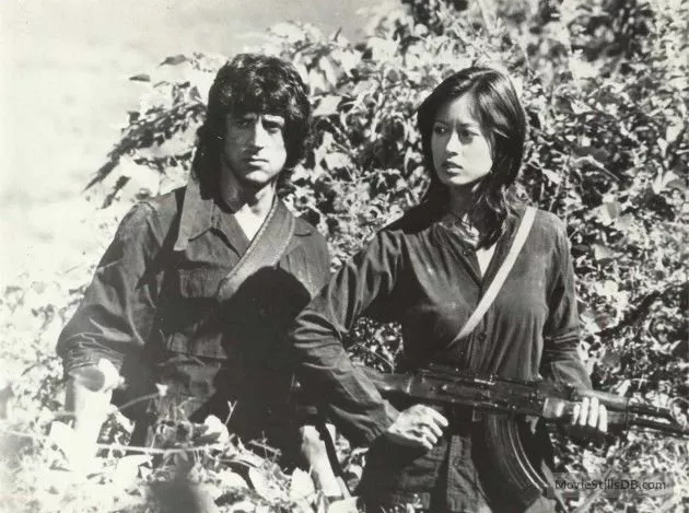 Sylvester Stallone (Rambo), Julia Nickson (Co) zdroj: imdb.com