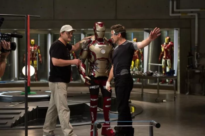 Robert Downey Jr. (Tony Stark), Shane Black zdroj: imdb.com
