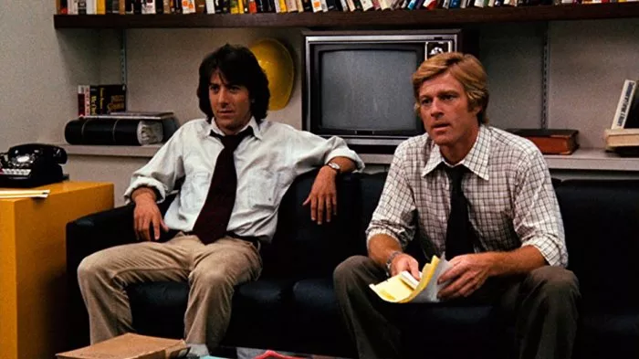 Dustin Hoffman (Carl Bernstein), Robert Redford (Bob Woodward) zdroj: imdb.com