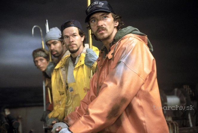 William Fichtner (David ’Sully’ Sullivan), Mark Wahlberg (Bobby Shatford), Allen Payne (Alfred Pierre), John Hawkes (Mike ’Bugsy’ Moran)