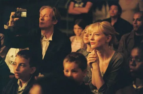 Cate Blanchett (Sheba Hart), Bill Nighy (Richard Hart) zdroj: imdb.com