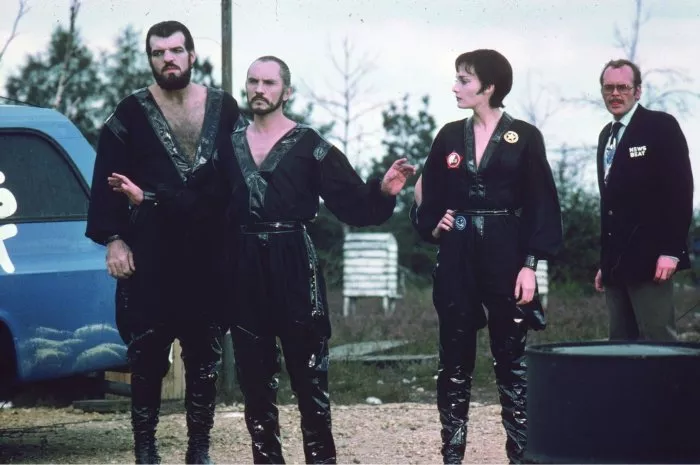 Terence Stamp (General Zod), Sarah Douglas (Ursa), Richard LeParmentier (Reporter), Jack O’Halloran zdroj: imdb.com