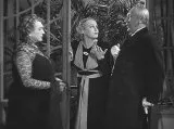 Ducháček to zařídí (1938) - vdova po admirálovi Alžběta z Rispaldiců