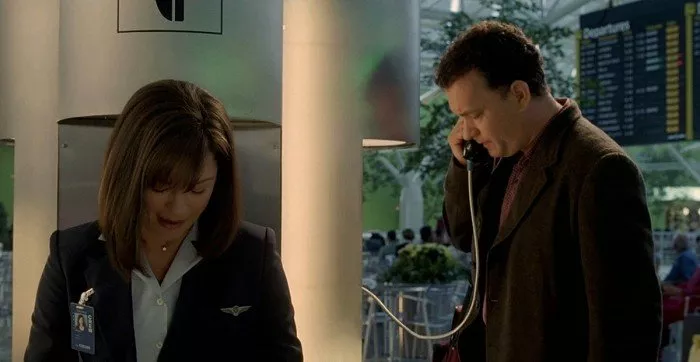 Catherine Zeta-Jones (Amelia Warren), Tom Hanks (Viktor Navorski)